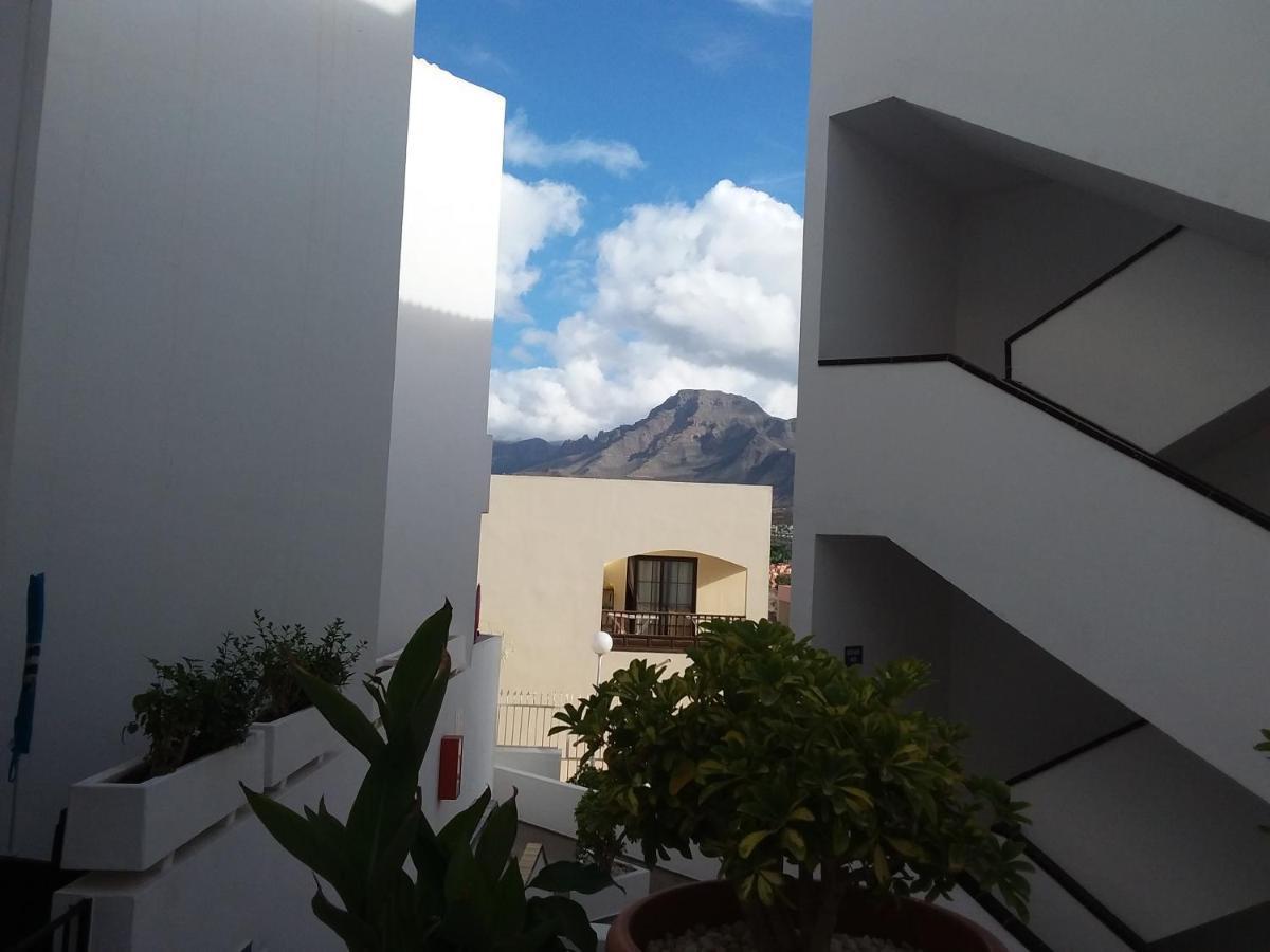 Beach 400Mtr, Top Of Mountain With Spectacular Surround View 200Mtr Los Cristianos  Dış mekan fotoğraf
